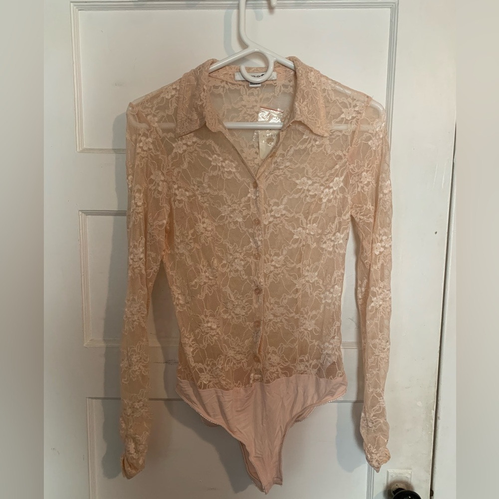 Forever 21 bodysuit pinkish cream